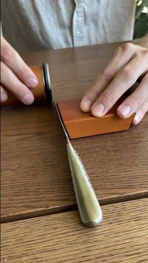 How to sharpen you Global Santoku Knife with Tumbler Roling Knife Sharpener #globalknife #sharpening