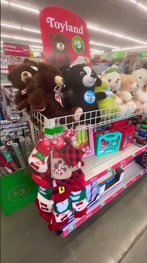 Dollar Tree Christmas Walkthrough! 🎅❤️🎄🎵 Decor, Supplies, & Toys