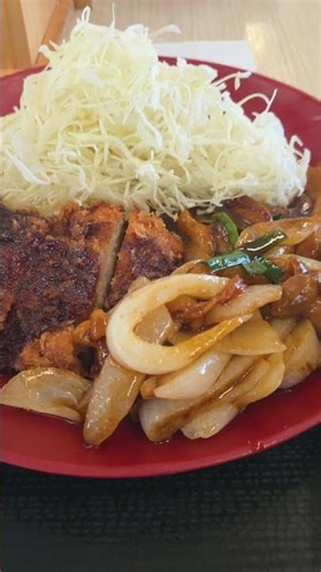 【かつや新作】ご飯泥棒すぎ！期間限定「モツ野菜炒めとチキンカツの合い盛り定食」を食べてきた！【100円引きクーポン】