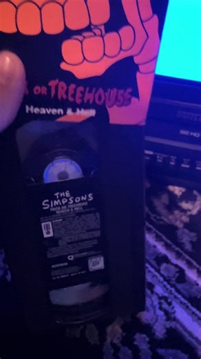 Sunday Vibes. #simpsons #vhs #thriftstorefinds #throwback #sunday