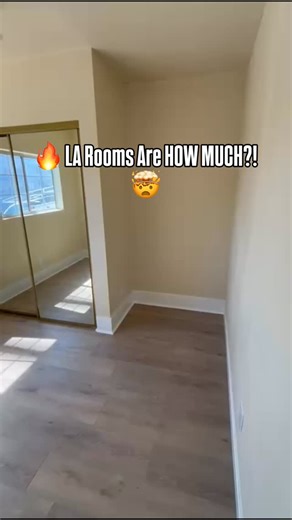 Room Rentals LA on Instagram: "🚨 LA RENTERS — THIS IS WHAT YOU’VE BEEN WAITING FOR. While everyone else is paying $1,500+ for tiny rooms… THIS private room with your own bathroom is actually affordable — and it’s in Los Angeles. 😳🌴 A clean, bright, modern home that’s move-in ready and perfectly located so you’re close to EVERYTHING that matters. 🏡✨ ✨ Why This Room Makes Sense: 🏡 Private room + private bathroom (rare at this price) 🍳 Modern shared kitchen — cook comfortably & relax 🙌 Chill