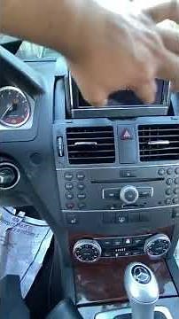 Mercedes Benz C300 C350 Radio and cover screen not working
