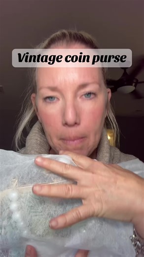Discover the Vintage Coin Purse You Need Under $16