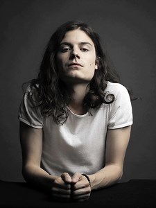 ELECTRIC LOVE (EN ESPAÑOL) - Børns - LETRAS.COM