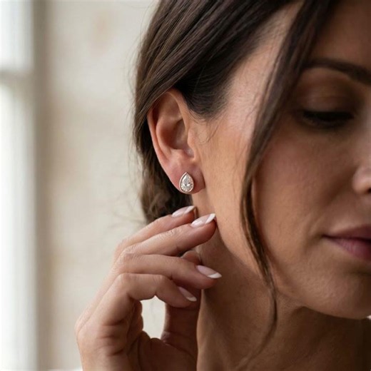 Diamond Earrings For Every Day: Stunning Cuts, Colours & Settings