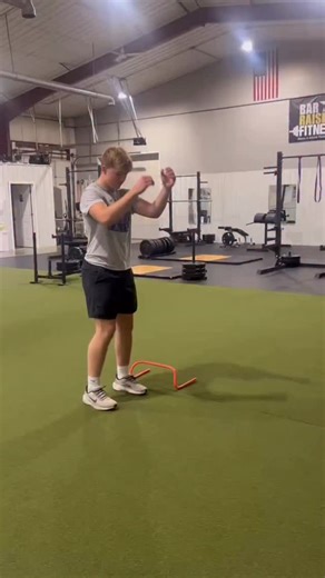 68 reactions · 15 shares | ⚡ CHANGE OF DIRECTION TRAINING ⚡ These skater hop drills are a great way to improve balance, coordination, and explosive movement while sharpening your ability to change direction quickly and efficiently. Perfect for athletes looking to move with more control and power on the field or court.   Want access to our online performance programs? Check them out on our website: www.barraisingfitness.com #RiseToTheTop | Bar Raising Fitness | Facebook