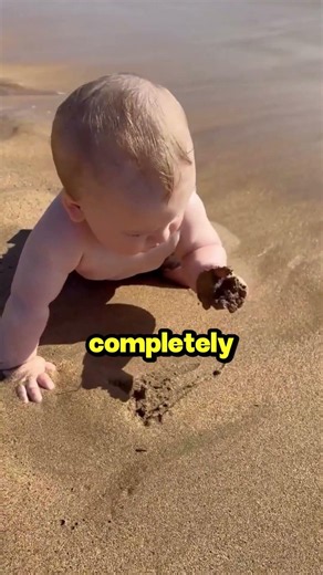 They Put Their Baby on the Sand… Then This Happened 😱