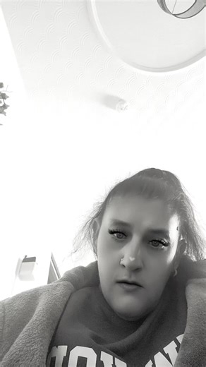 annaannforbs (@annaannforbs)’s videos with original sound - LUCAS RIGGS EVANS