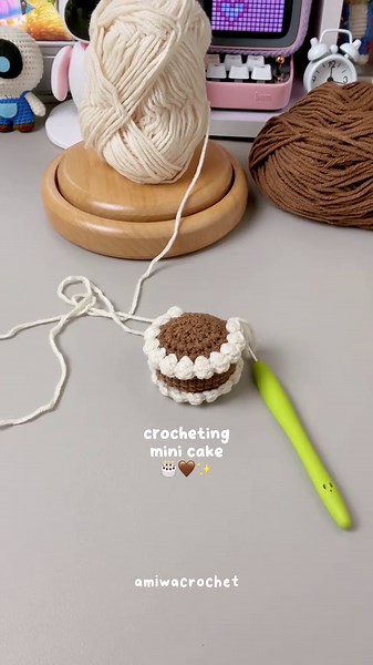 Mini Cake Crochet Tutorial Create Adorable Designs with My YouTube Guide!