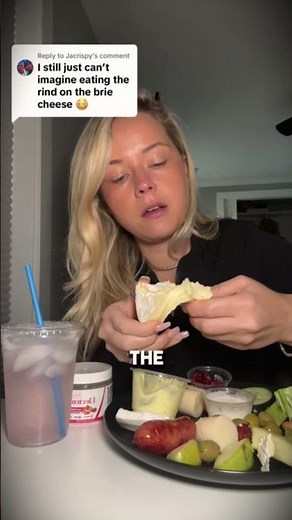 Are You Supposed To Eat Brie Rind?? 😭