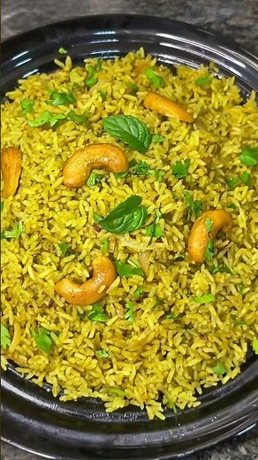 Lunch Box Series # 5 | Easy &Tasty Green Pulao #youtubeshorts #Swassy home kitchen #ytshorts