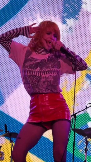Hayley williams performing Rose colored boy at corona capital in mexico 📸: citlalliysita on Instagram #paramore #hayleywilliams #allweknowisfalling #riot #brandneweyes #afterlaughter #yelyahwilliams #tayloryork #paramoreisaband #paramoreconcert #petalsforarmor #flowersforvases #paramore2022 #poppunk #thisiswhy #zacfarro #thenews