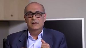 How does addiction to internet use affect your brain, and does it differ from addiction to drugs? USC Dornsife Professor of Psychology Antoine Bechara explains. USC Dornsife Department of Psychology | USC Dornsife College of Letters, Arts and Sciences