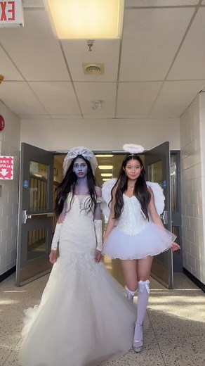 Victoria's Secret Supermodels Halloween Edition