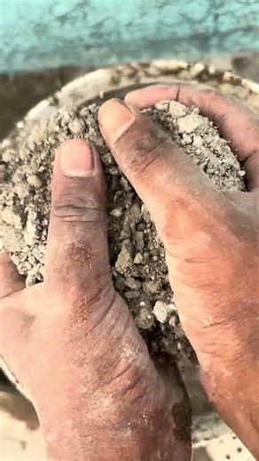 Satisfying sand crumbling into water ASMR #purecement 001