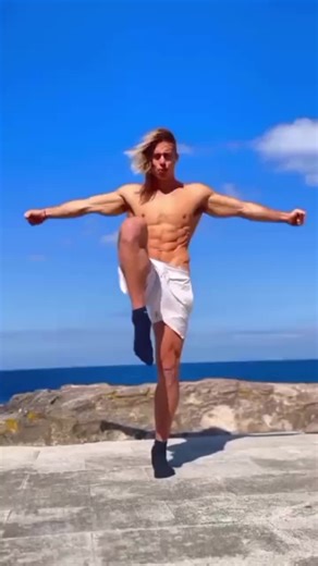 Challenge Accept ✅💪#creatorsearchinsights #1millionaudition #challenge #fyp #gym