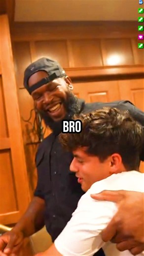 Ron Finally Got A Hug From Cudi 😭🤝