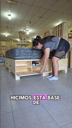 Base de sommier divisible en 2 modulos con botinero con puertas.