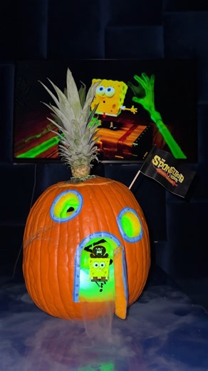 Halloween làm sao thiếu bọt biển 什 SPONGEBOB: LỜI NGUYỀN HẢI TẶC khởi chiếu từ 26.12.2025 #SpongebobMovie #LoiNguyenHaiTac | Paramount Pictures | Facebook