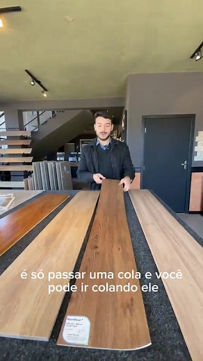 Você conhece todos os tipos de pisos amadeirados mais utilizados em ambientes mais íntimos da casa? Separei aqui 4 deles e vamos ver algumas diferenças entre eles! 🔥 Nossa parceira @casaconcept.pc separou o ambiente para podermos trazer essa informação pra vocês, então segue eles lá pra acompanhar todas as novidades! 💎 #assoalhodemadeira #pisovinilico #pisolaminado #porcelanato