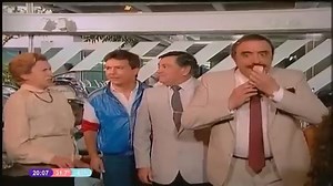 CINE CLÁSICO LOS COLIMBAS AL ATAQUE (Película Completa (Porcel y Olmedo) Película Argentina. ¿Qué te parece si nos ayudas con un like a la página y que la compartas en tus grupos? Queremos que muchísimas personas, como nosotros, disfruten de las películas, series y videos musicales. ¡Cuento contigo! www.radioclasicaonline.com | Radio Clásica Online