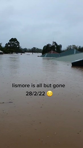what a day, we went out rescuing stranded people, saved 6 😪⛈ biggest flood in history #fyp #wow#flood #disaster #rescuemission #australia #sad #help