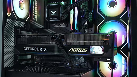 技嘉X870小雕主板BIOS界面简洁直观，调试参数一目了然，装机小白也能轻松上手，日常办公和游戏都能稳定高效运行，提升电脑使用体验。