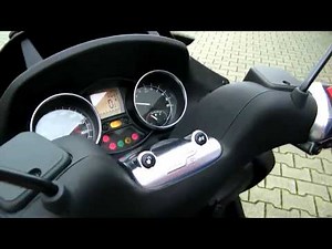 Piaggio MP3 500 LT Business-11 Roller/Scooter Anleitung 2011
