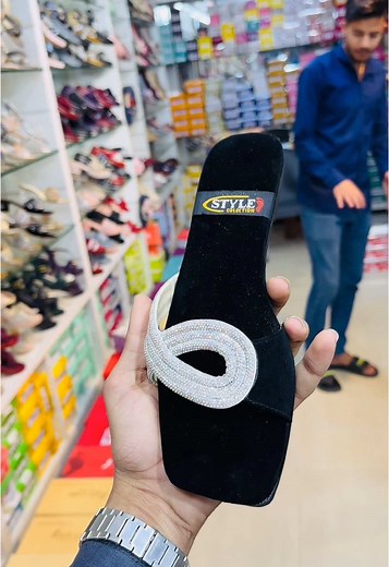 ~ŚHoĖ_MaRt~ on TikTok