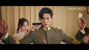 13K views · 294 reactions | The domineering commander approached the little maid step by step, but was restrained by her! 霸道司令步步紧逼小丫鬟，反被她制住！ | 飞鸟影视 | Facebook