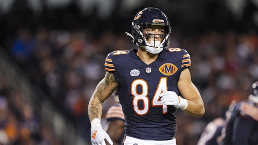 Report: Bears TE Colston Loveland avoided serious hip injury, could play this week