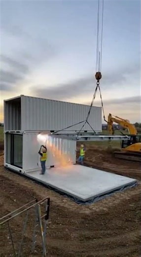 Mesmerizing L-Shaped Container Home Built in 11 Seconds | Isometric Time-Lapse