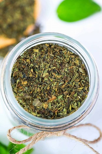 How to Dry Basil in the Oven | Quick and Easy Method