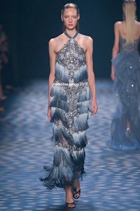 marchesa spring 2017 • this collection is so surreal it is ethereal, so delicate, so dreamy I could stare at it for hours #marchesa #ethereal #georginachapman #kerencraig #eveningwear | Tendencias y Diseños Franchetto