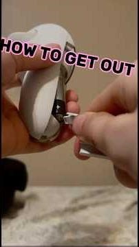 How To Take Out Your VR Controller Battery Quest 3S