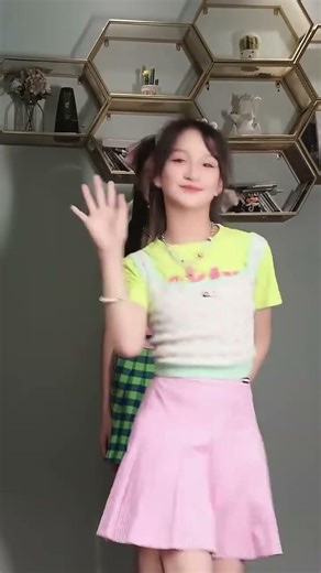 Jump 'Handsome Little Boy' with the energetic girl group! #dance #shorts