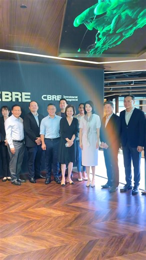 104K views · 967 reactions | Visited CBRE ‘s office and met the senior management team. Happy to gain insights about their digital transformation efforts. | Sun Xueling | Facebook