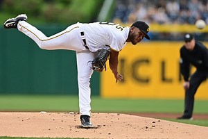 Pirates Fast 5: Roansy Contreras changes, Endy Rodríguez returns, Axiel Plaz rakes