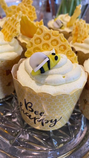 Choose a color & create a lady’s spring luncheon! Include gifts & a trivia game!