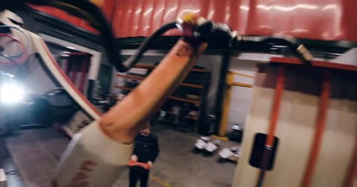 EKATO Karriere on Instagram: "SEI WIE FELIX ! Mach deine Ausbildung bei EKATO 🚀 Präzision, Teamwork und echte Hands-on-Momente gehören für ihn dazu ⚙️ #career #ekato #ausbildung #konstruktionsmechaniker"