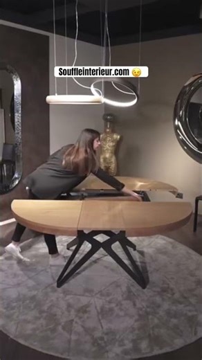 souffleinterieur.com - Table ronde extensible en bois OZZIO : élégance et gain de place