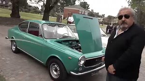¿Todavía no viste el video de la Coupé Fiat 125 S Año 1972 Verde Lago Pana Roja? - OldTimer Video Car Garage - Conduce: Roberto Alejandro Mina - Roberto aprovecha la oportunidad de tener lado a lado una Coupé Fiat 1600 Sport y una 125 S para mostrarnos las diferencias entre ambas y la evolución deportiva de esta última, una unidad en hermoso color Verde Lago con interior en Pana Roja y ya con su clásico motor Biábero de 100HP. #Fiat #Fiat125 #Fiat125Sport #Fiat125S #Fiat125Coupe #FiatConcord #Fi