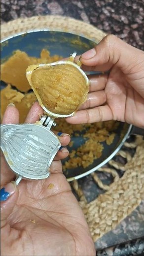 Besan Modak Recipe || Ganpati Bappa morya 🙏 #youtubeshorts #shorts