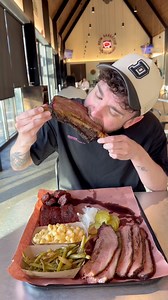 394K views · 5.5K reactions | 4 TEXAS-SIZED FOOD SPOTS YOU HAVE TO VISIT 鸞 Everything is bigger in Texas and these are some of the craziest foods in the city that take the saying very seriously - share this video with who you’re going to check them out with and FOLLOW for more Texas eats! #dallasfoodie #dallas #texas #dallasfood #bbq #dfw #burger #dallasrestaurants #dallaseats #dfweats | Eat in Dallas | Facebook