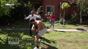 Sonia și Vladimir abia așteaptă să îl cunoască pe iubitul fiului lor. Însă cei doi vor avea parte de o surpriză neașteptată. LECȚII DE VIAȚĂ - Astăzi, la ora 14:00 | PRO TV