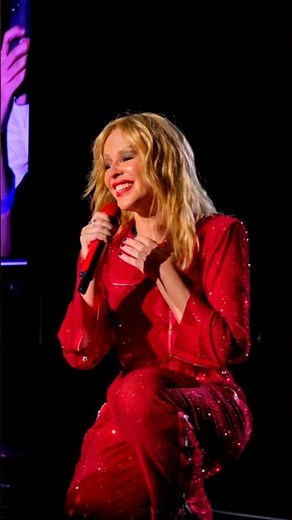 Kylie Minogue – Tension Tour 2025 Live Moments (Düsseldorf & Athens)