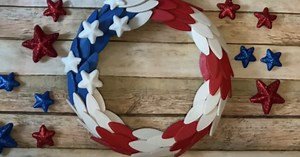 DIY: Wooden Patriotic Flag Wreath Project