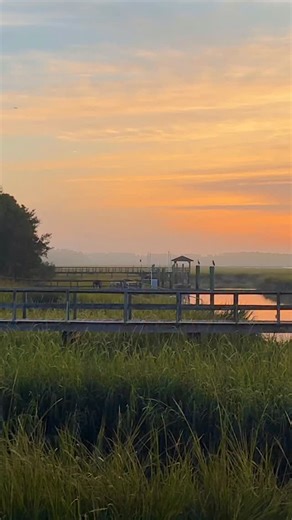3.9K views · 13K reactions | First light on the marsh. #sunrise #lowcountry #saltmarsh #thursday #fallyall #lowcountrylife #fall #chasingsunrise #nature #tidalmarsh #lowcountryliving #lowcountrytide #coastalliving #charleston #charlestonsc #blufftonsc #southcarolina #loveblufftonsc #calm #southernliving #reflection #photography #autumn #morning #love #dock #slowdown #saltwater #marsh #hiltonhead | Lowcountry Tide | Facebook