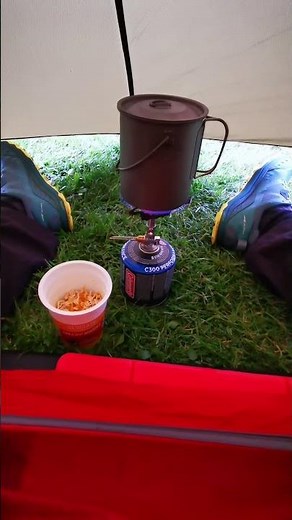 Cooking in my MSR Hubba Hubba NX tent with a Soto WindMaster by the North Atlantic in Thurso!