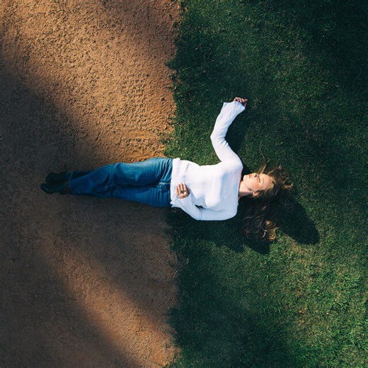 Ashley Kutcher - Useless Lyrics